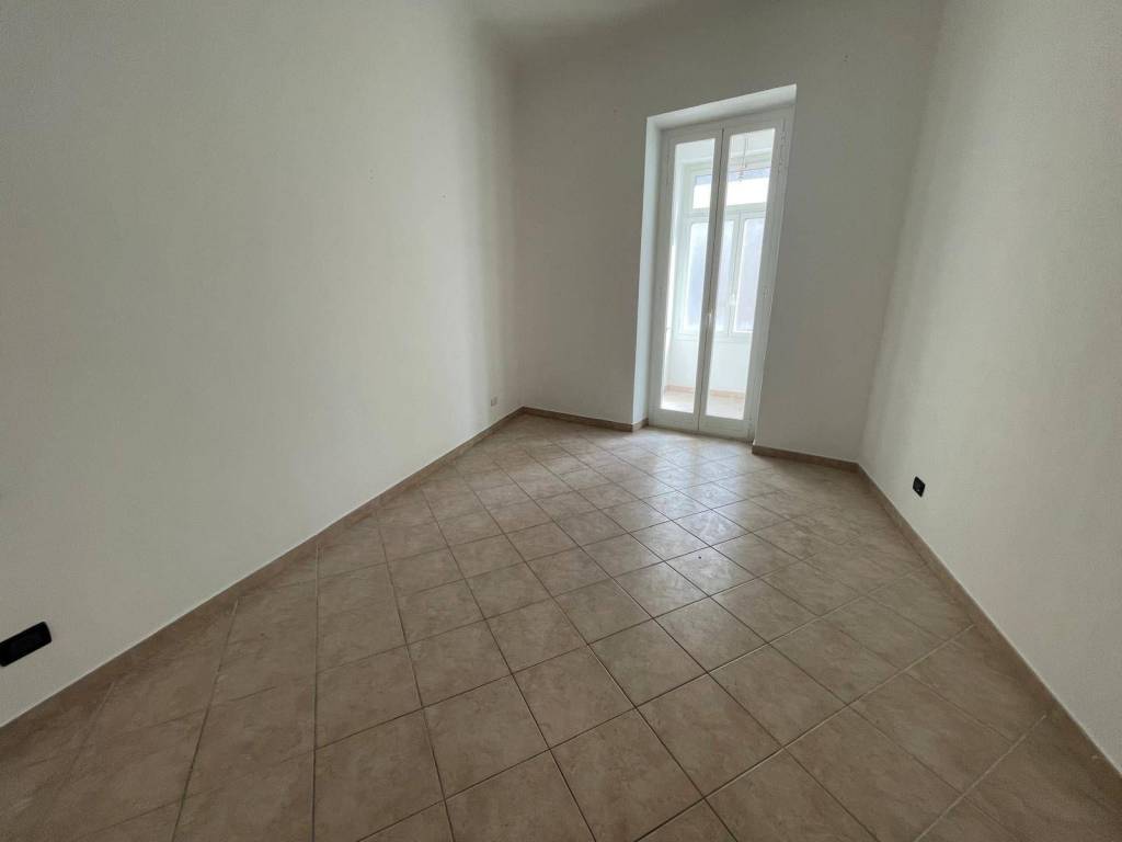 Appartamento a Ventimiglia in Via Aprosio, 19 - Foto 3