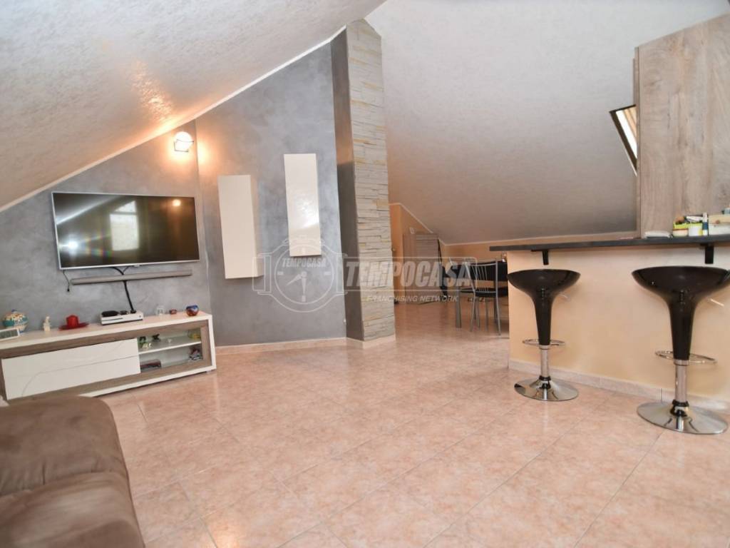 Appartamento a Brandizzo in Via Dei Mille 21 - Foto 3