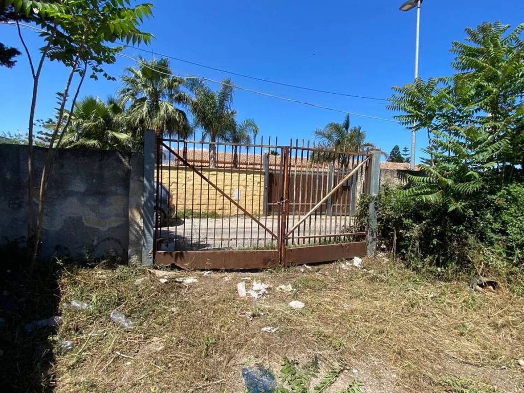 Terreno a Capaci in Via Portofino S.N.C. - Foto 3