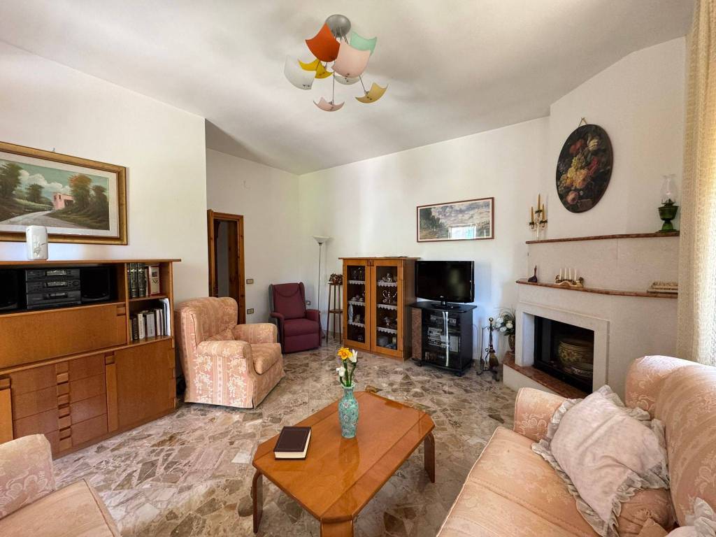 Villa a Martina franca in Via Michele Giuliani - Foto 5