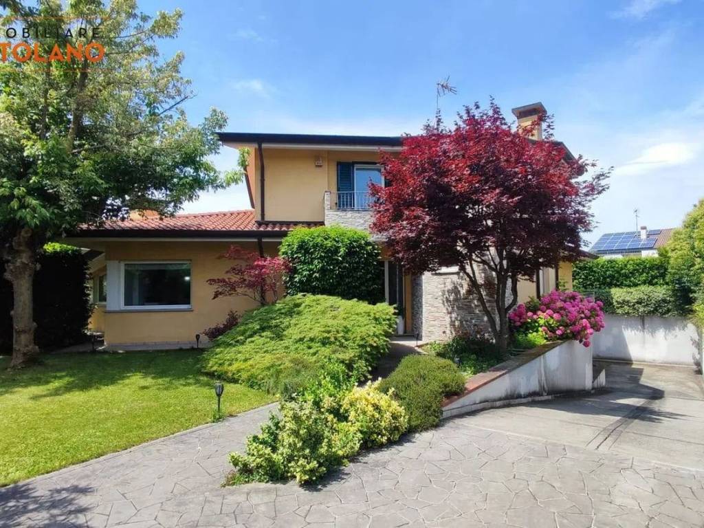 Villa a Sagrado - Foto 2