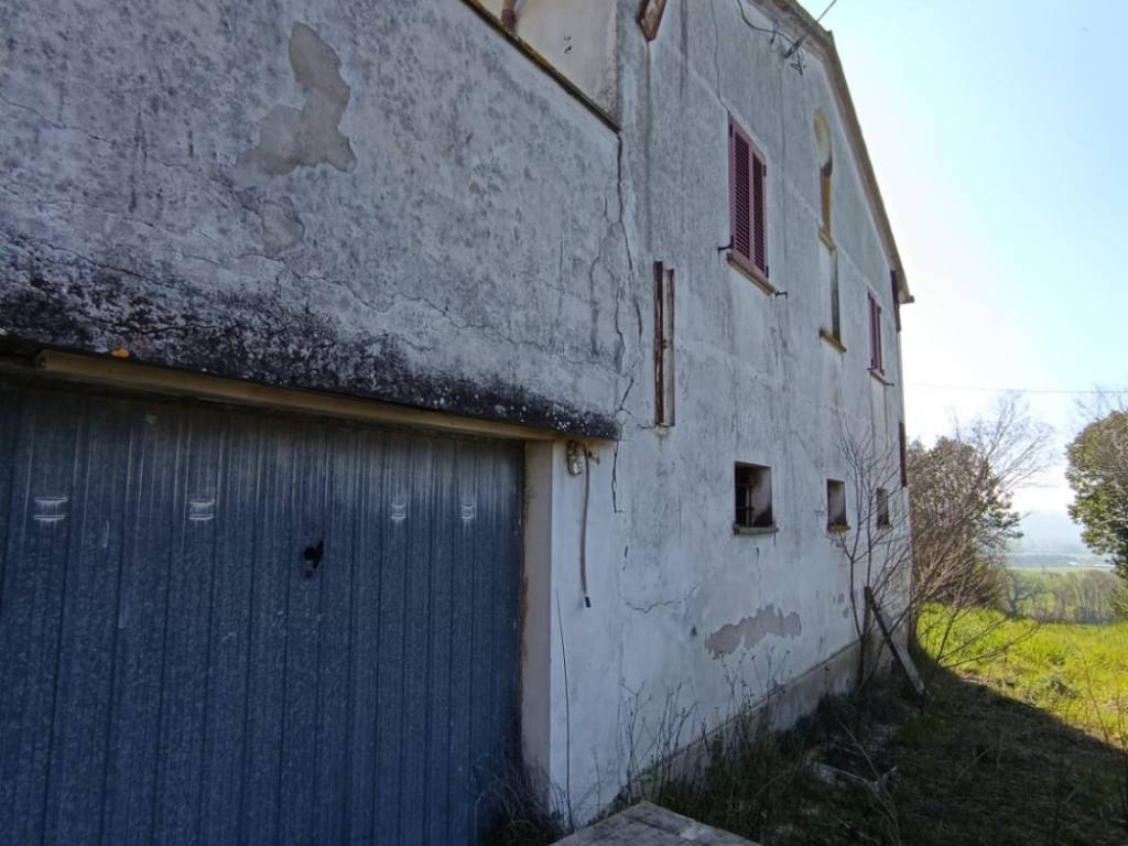 Rustico / casale a Osimo in Via Gattuccio - Foto 4