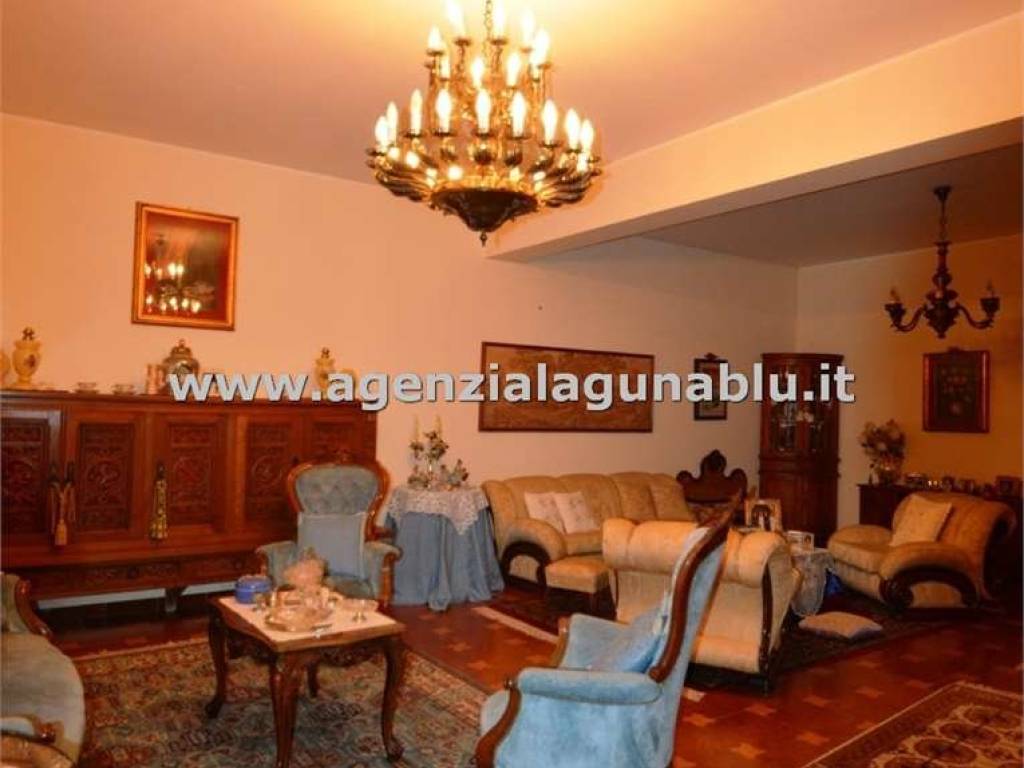 Appartamento a Mazara del vallo in Via Vaccara - Foto 2