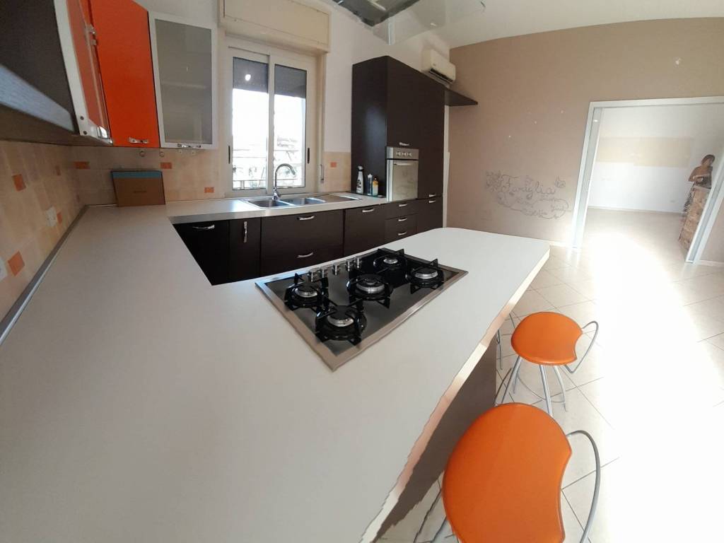Appartamento a Cinisi in Via Luigi Einaudi - Foto 5