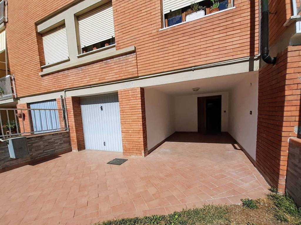 Appartamento a Pontedera in Via Gaetano Donizetti - Foto 2