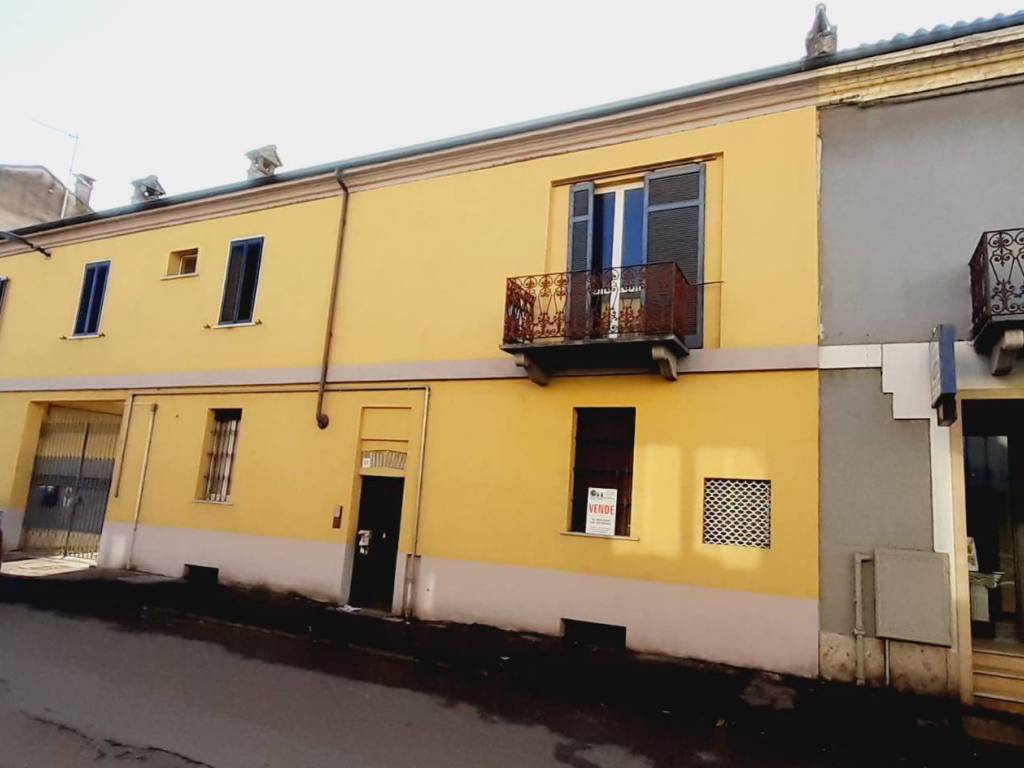 Appartamento a Voghera in Via Giovanni Barenghi - Foto 2