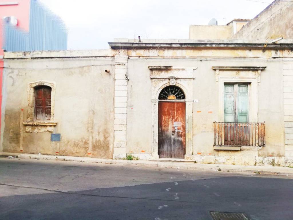 Appartamento a Avola in Via Ugo Foscolo, 3 - Foto 2