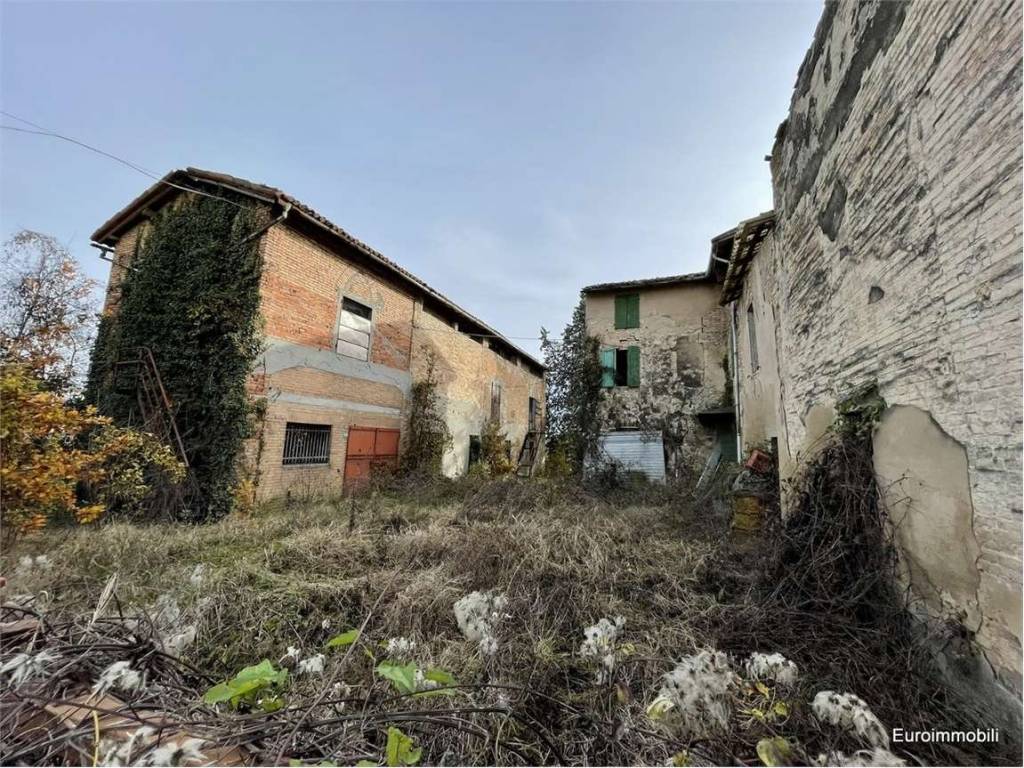 Rustico / casale a Traversetolo in carcarecchio - Foto 3