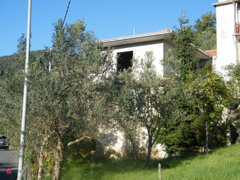 Casa indipendente a Alatri in VIA FONTANA SCURANO - Foto 2