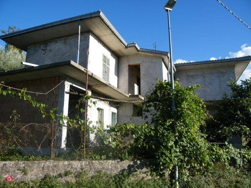 Casa indipendente a Alatri in VIA FONTANA SCURANO - Foto 4