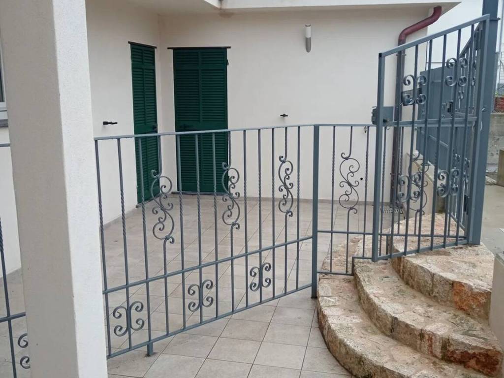 Appartamento a Spotorno in Vico Cairoli, 11 - Foto 2