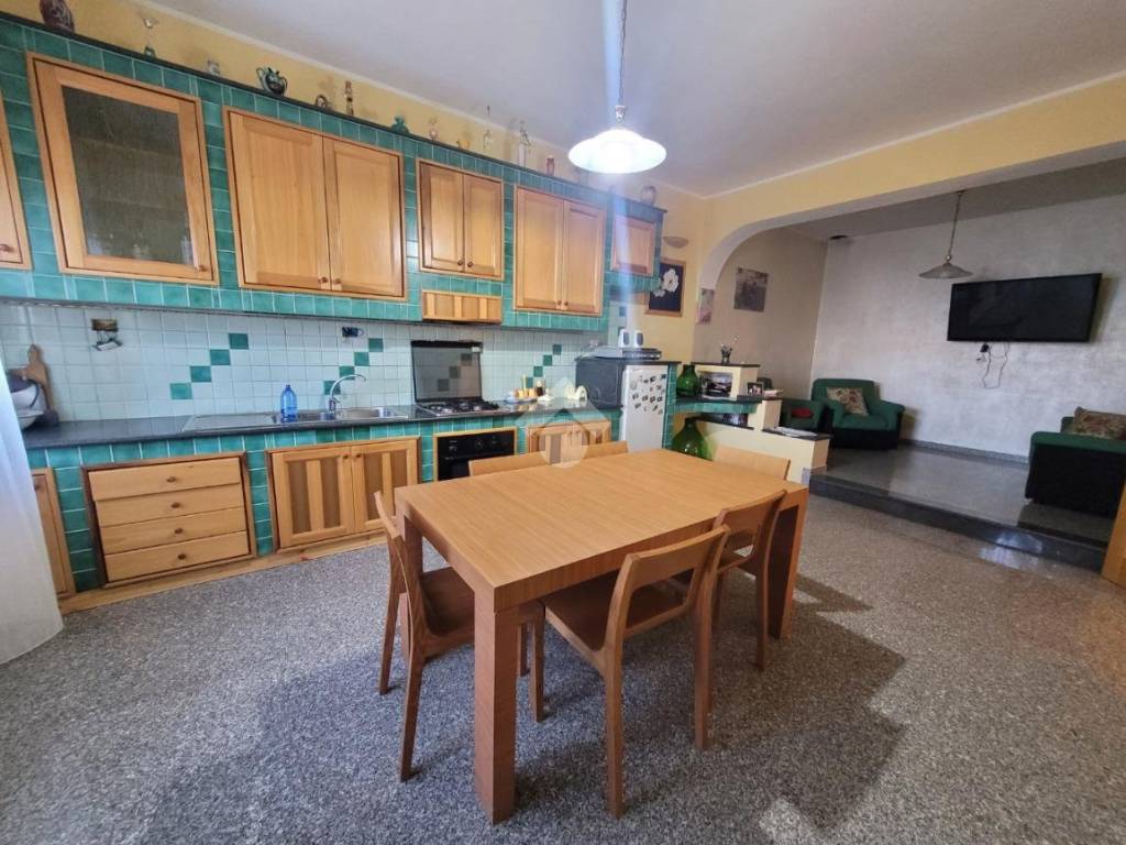 Appartamento a Reggio calabria in Via Fiumarella, 49 - Foto 2