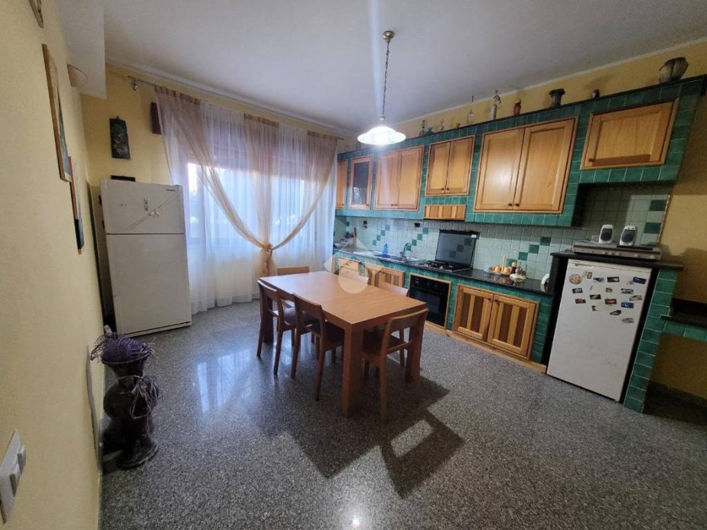 Appartamento a Reggio calabria in Via Fiumarella, 49 - Foto 3