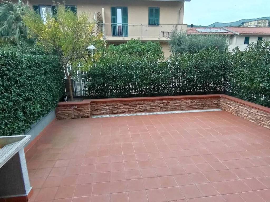 Villa a Spotorno in Via Coreallo - Foto 3