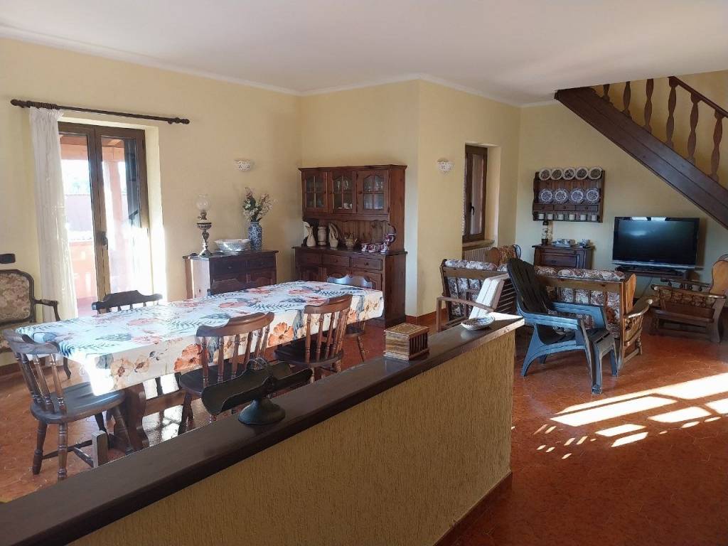 Villa a Aprilia - Foto 4
