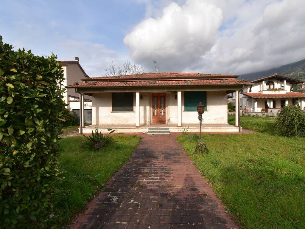 Villa a Pietrasanta in Via Romana - Foto 2