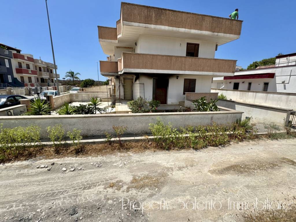 Villa a Ugento in Via San Pantaleo - Foto 2