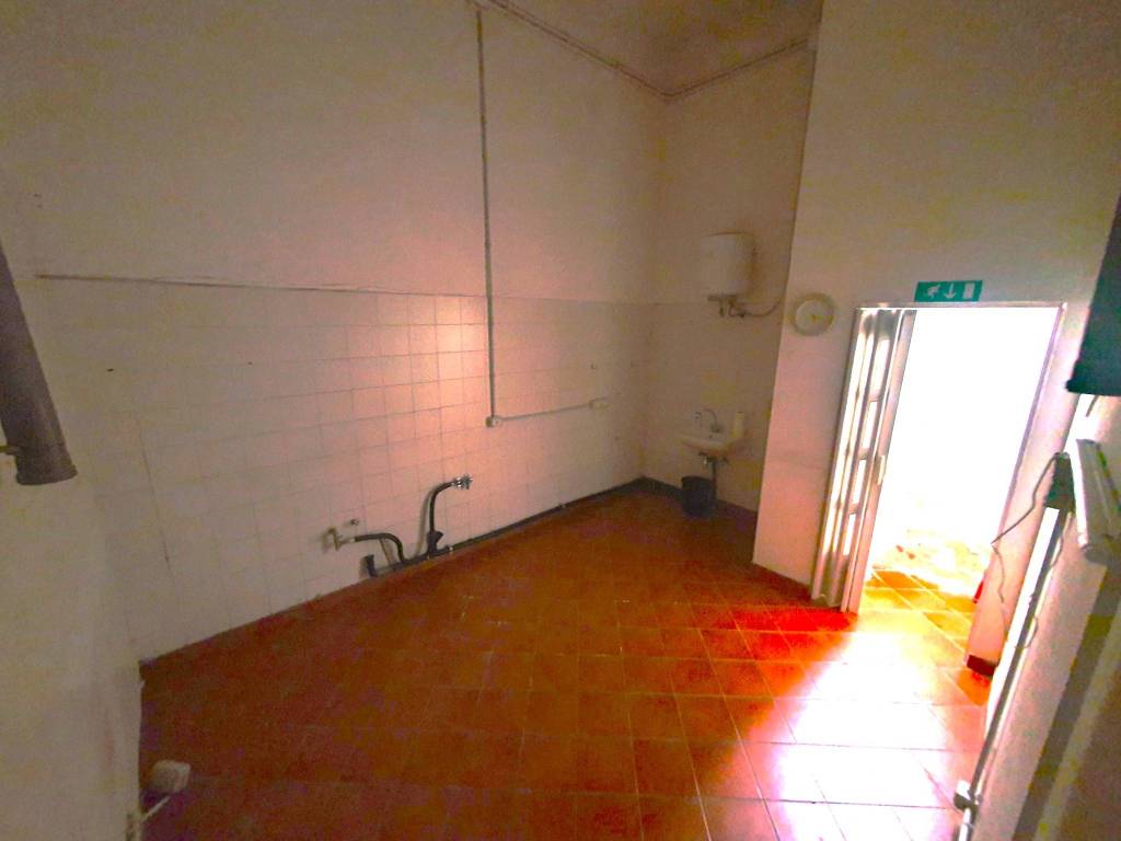 Appartamento a Trieste in Via Pasquale Revoltella, 7 - Foto 3