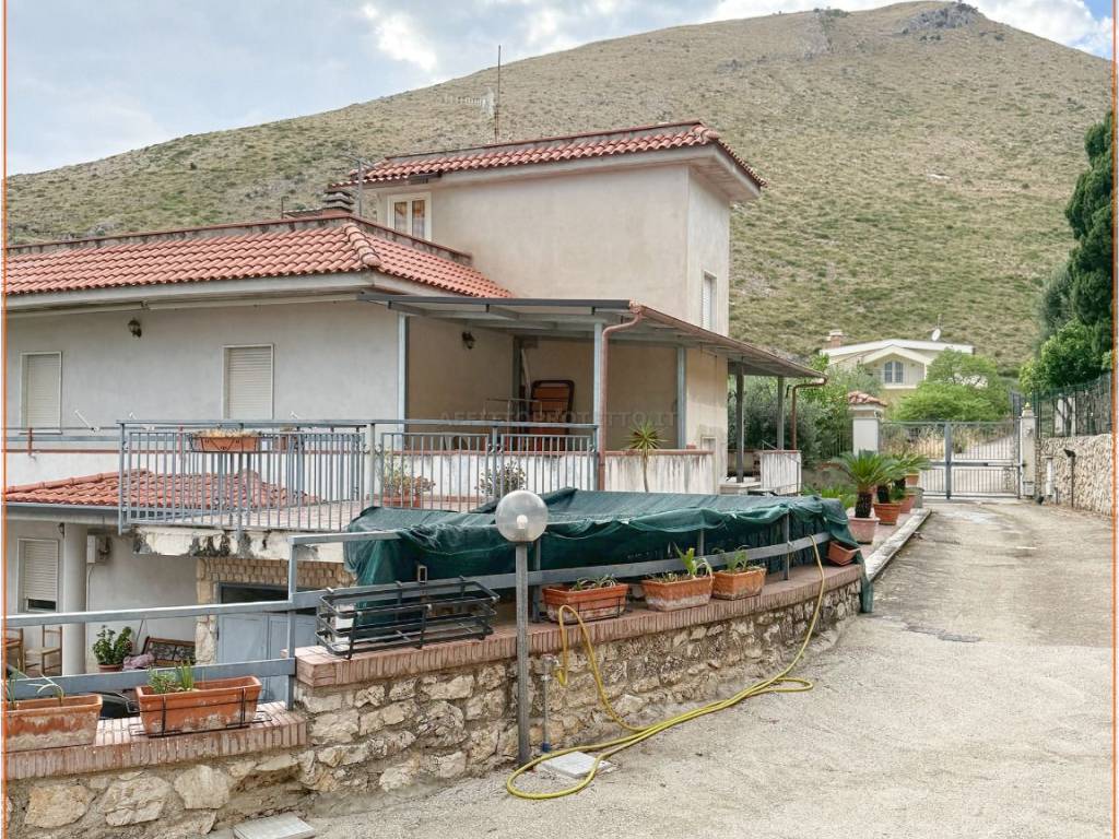 Villa a Formia in Via Santa Maria la Noce - Foto 2