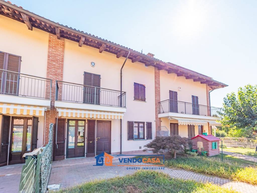 Villetta a schiera a Ceresole alba in Via Bonissani, 31 - Foto 2