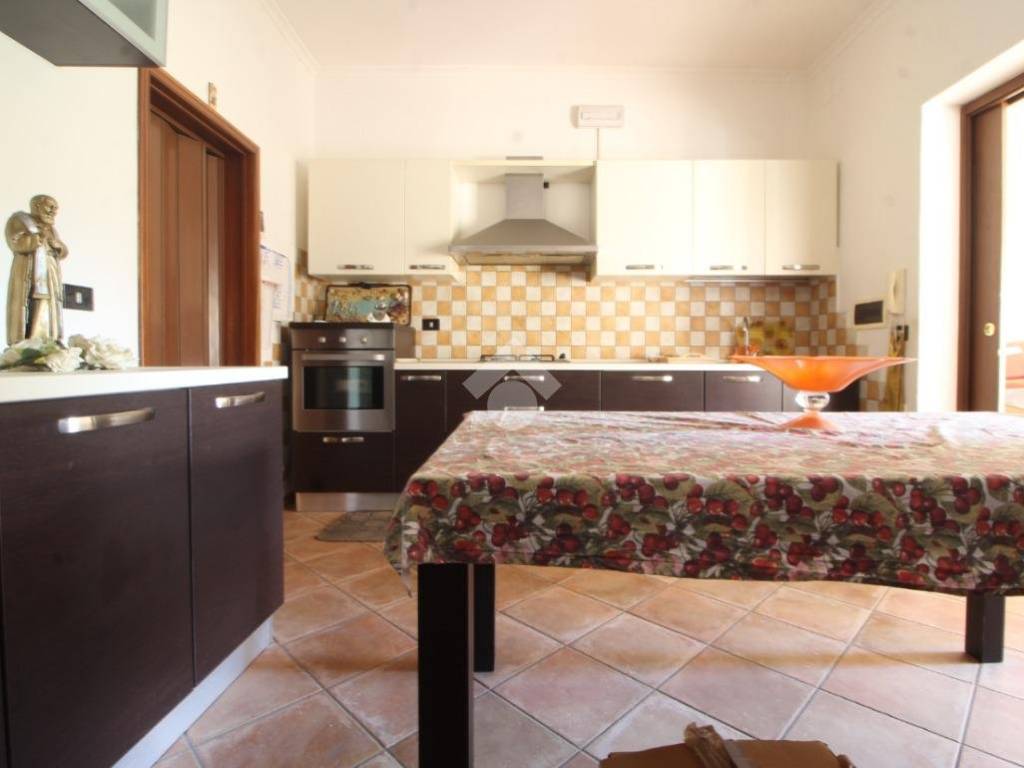 Appartamento a Reggio calabria in Via Reggio Campi - Foto 2