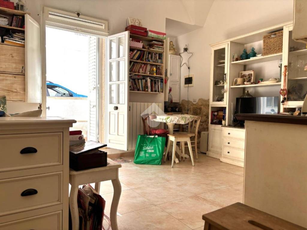 Casa indipendente a Alezio in Via Provenzano, 4 - Foto 2