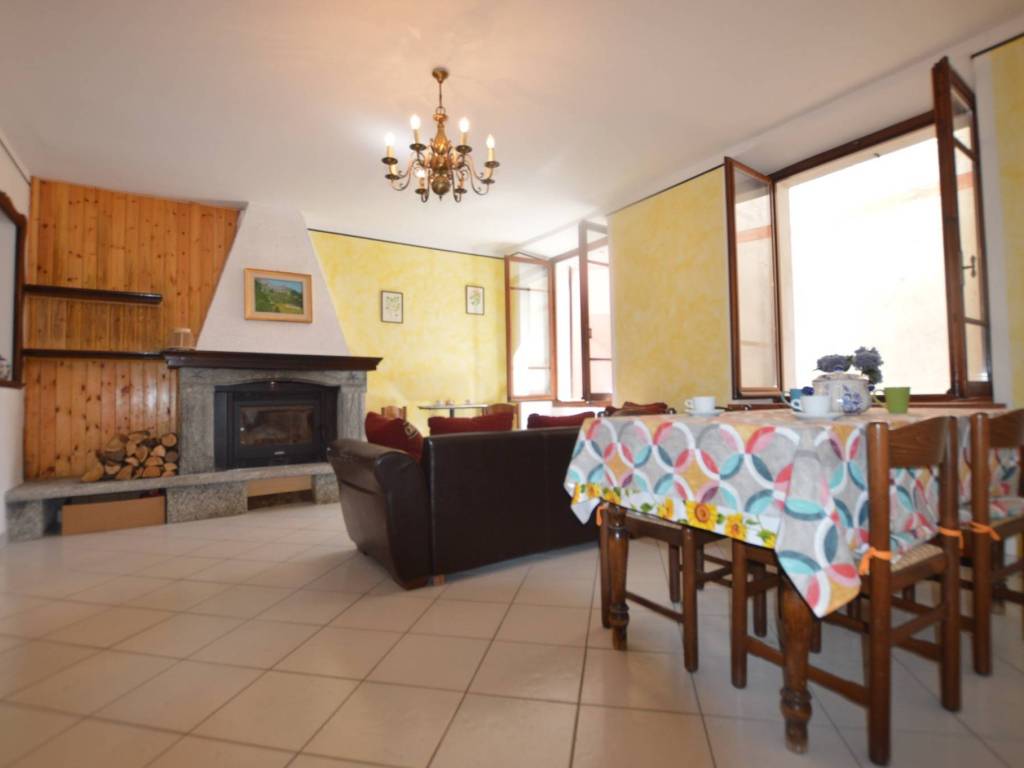 Casa indipendente a Druogno in Via Belvedere - Foto 2