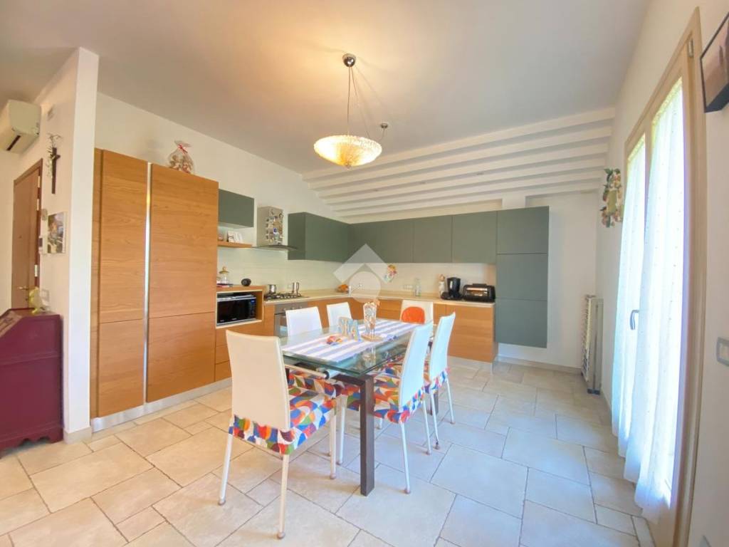Villa a Verona in Via Barrucchella, 26 - Foto 4