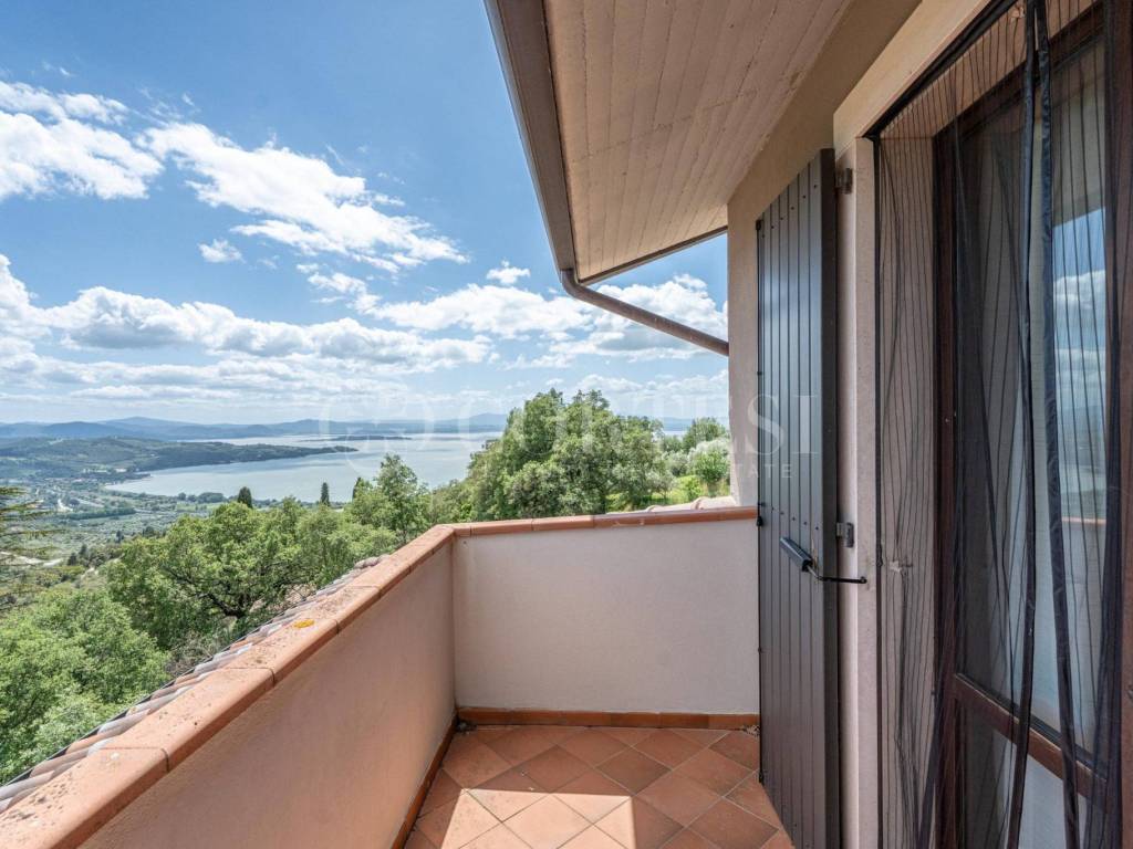 Villa a Passignano sul trasimeno in via s. crispolto - Foto 4