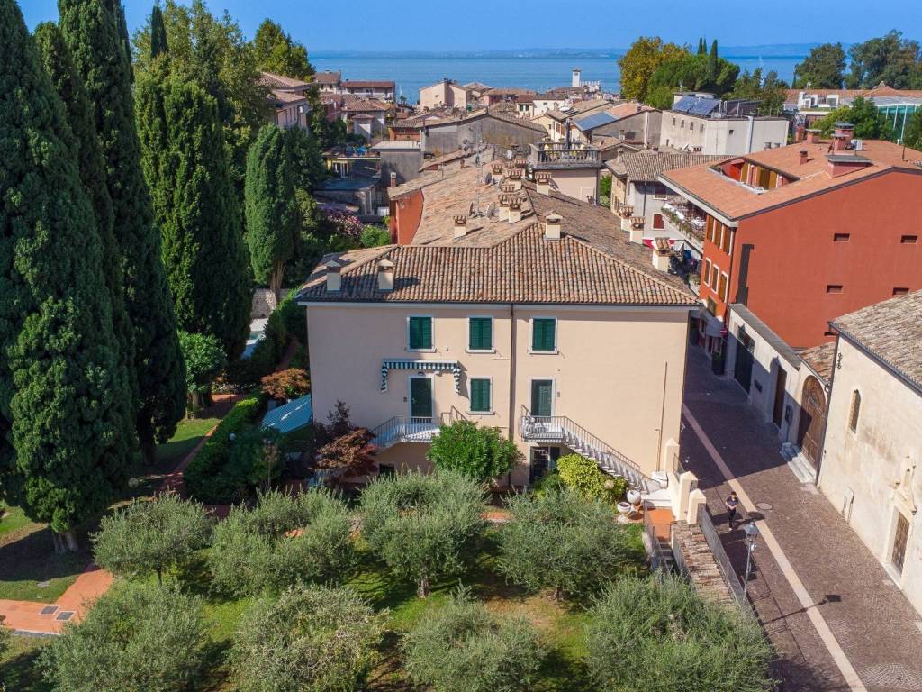 Appartamento a Bardolino in Borgo Giuseppe Garibaldi, 62 - Foto 4