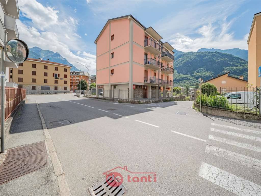 Appartamento a Chiavenna in Via A volta - Foto 2