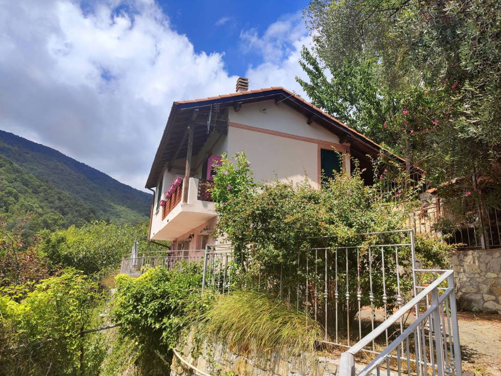 Villa a Ceriana in Strada Provinciale Nord - Foto 2