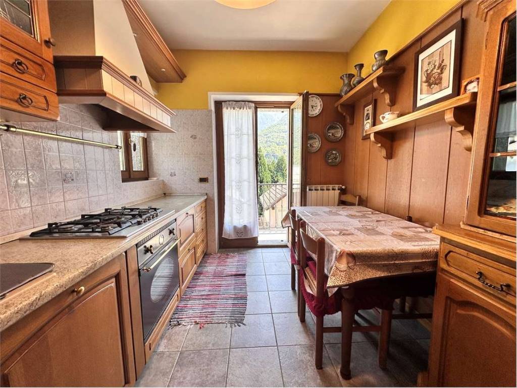 Villa a Druogno in Frazione Coimo, SNC - Foto 2
