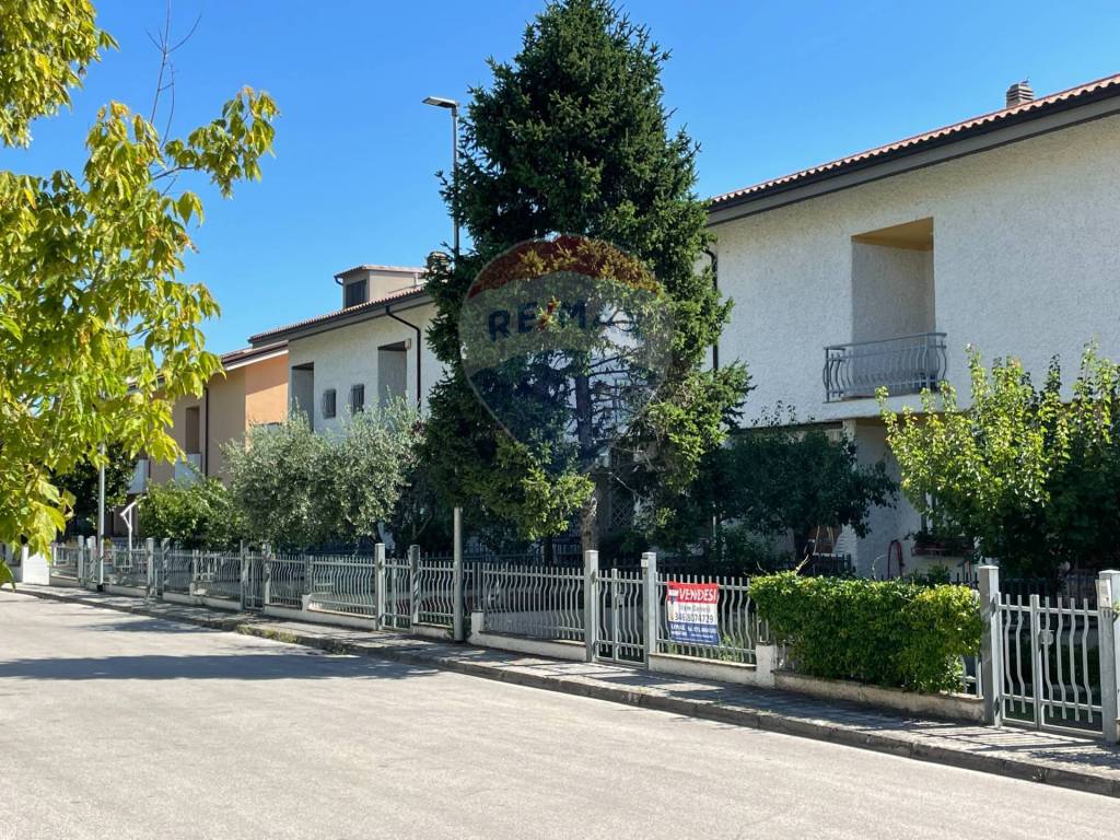 Villetta a schiera a Recanati in VIA PINTURA DEL BRACCIO, 13 - Foto 4