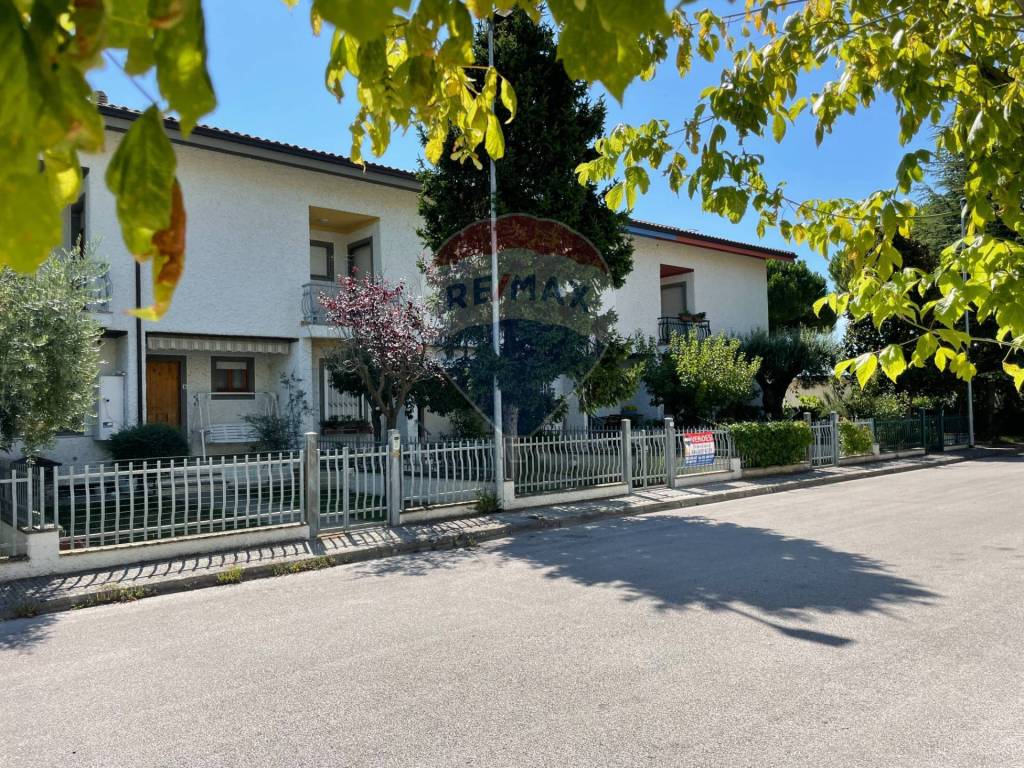 Villetta a schiera a Recanati in VIA PINTURA DEL BRACCIO, 13 - Foto 5