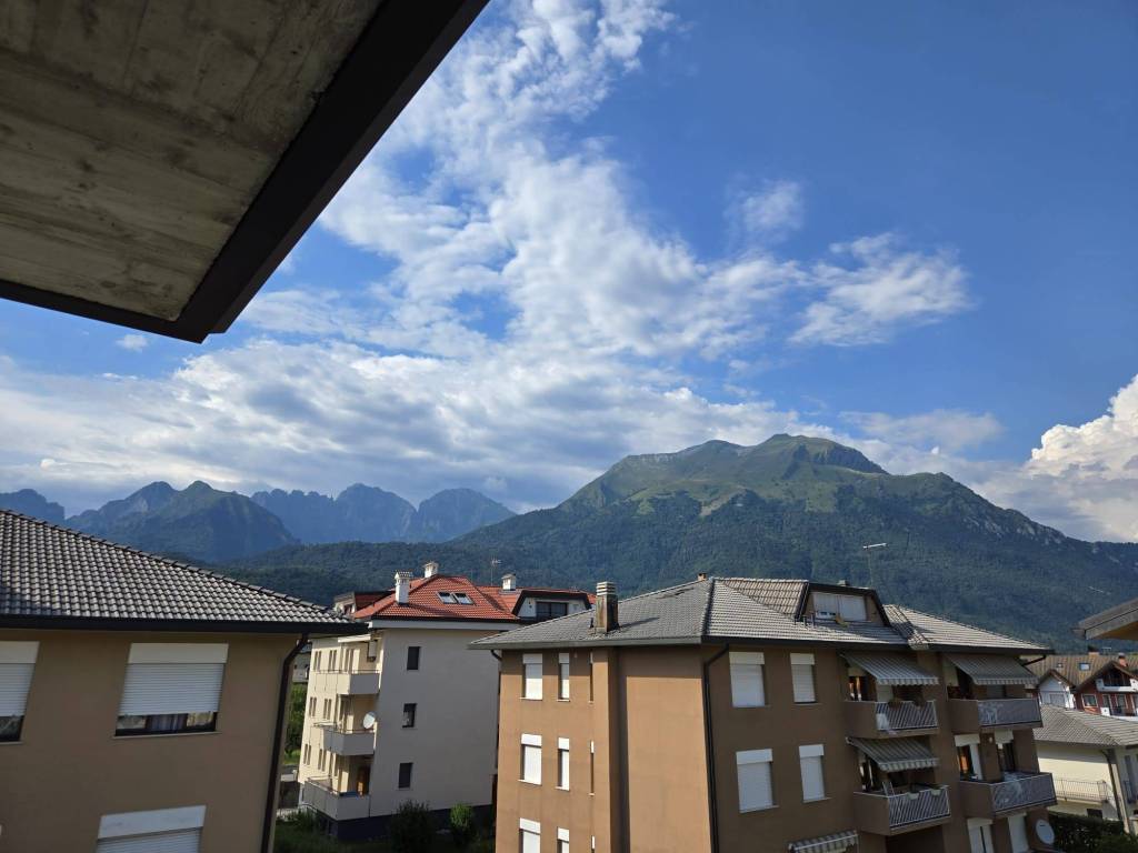 Attico / mansarda a Belluno in Via Vittorio Zanon - Foto 3
