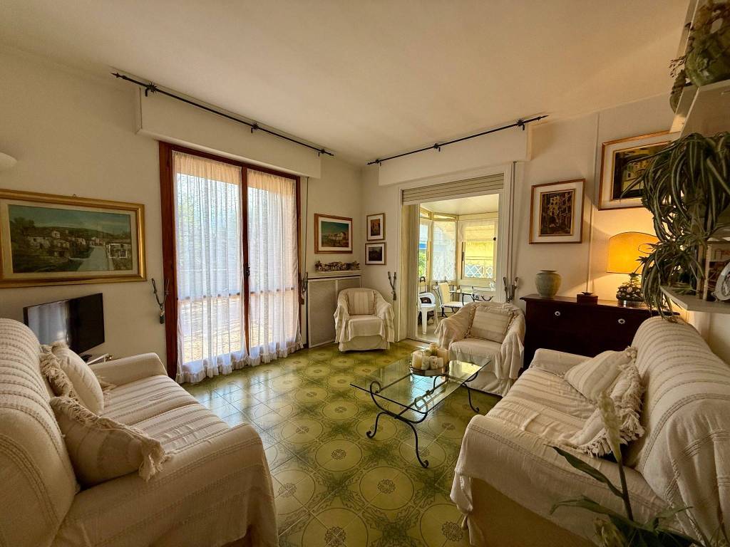Appartamento a Taggia in Via Aurelia Ponente, 234 - Foto 2
