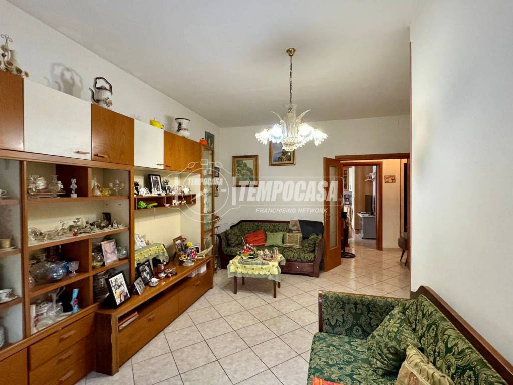 Appartamento a Caserta in Via Enrico Laracca - Foto 2