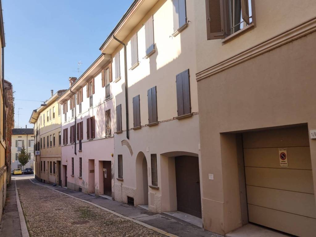 Casa indipendente a Cremona in Via Pettinari, 5 - Foto 3