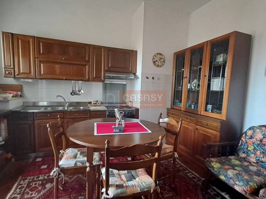 Appartamento a Albenga in Viale Martiri della Libertà - Foto 4