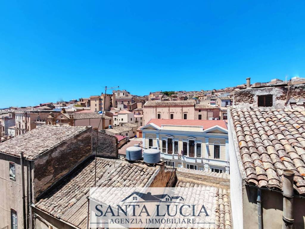 Casa indipendente a Canicattì in Largo Castello - Foto 5