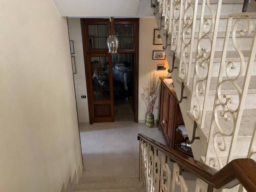 Villa a Riccione in Viale Vittorio Emanuele II - Foto 2