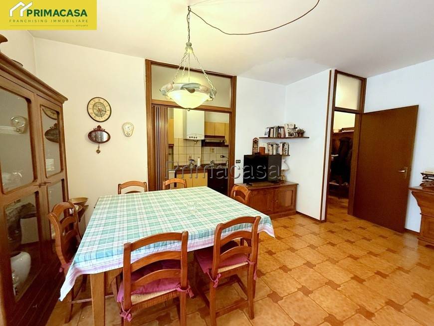 Appartamento a Verona in Via Elena da Persico, 21 - Foto 4