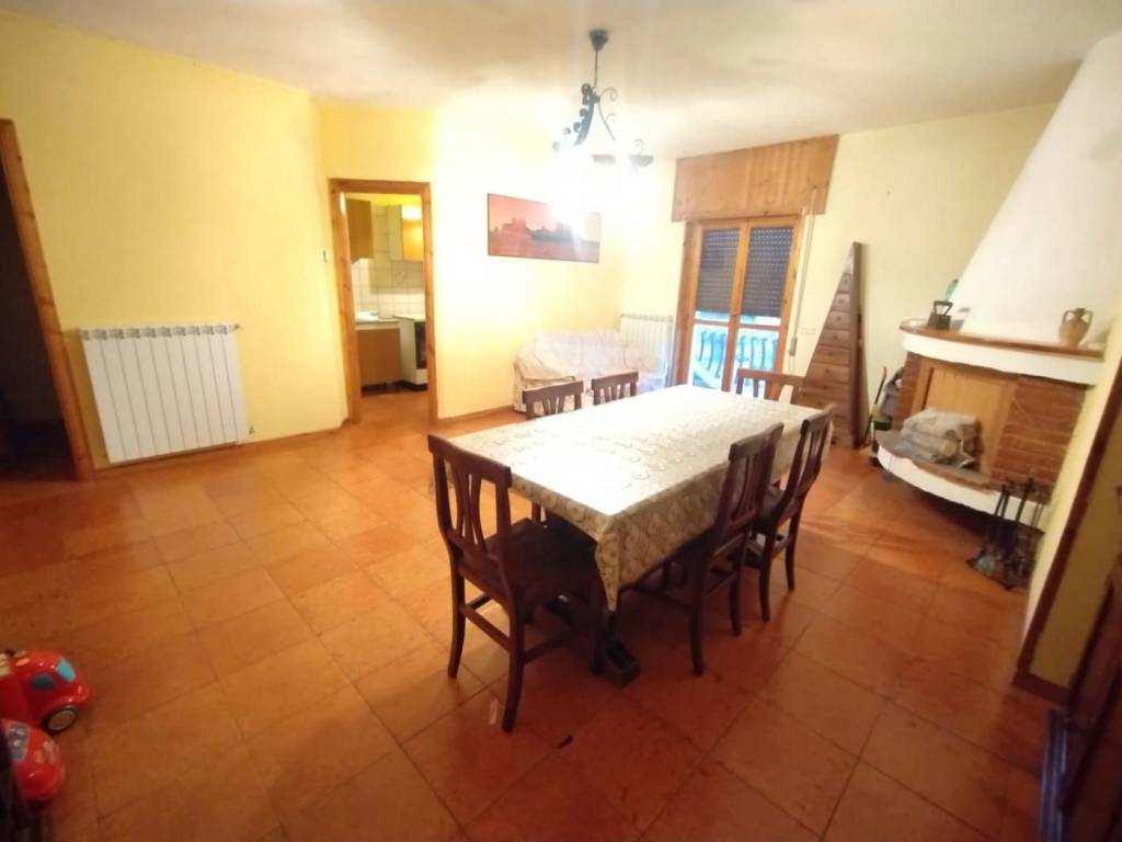 Appartamento a Tagliacozzo in via delle Mimose - Foto 2