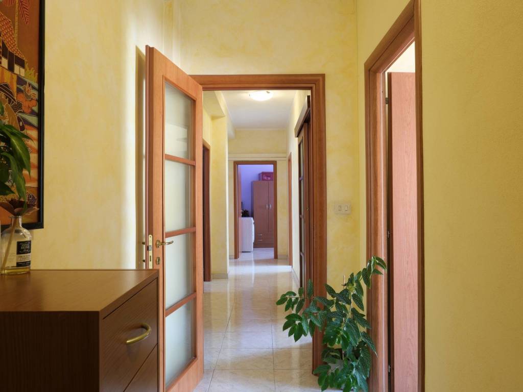 Appartamento a Cagliari in Viale Monastir, 30 - Foto 2