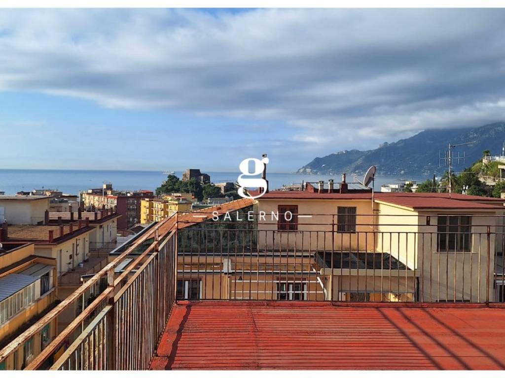 Attico / mansarda a Salerno in Via A. Migliorati - Foto 2