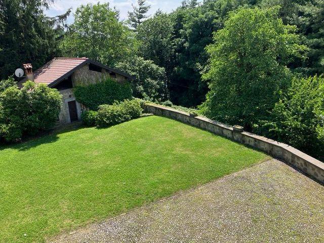 Villa a Colle brianza in Via Vigneti, 1 - Foto 2