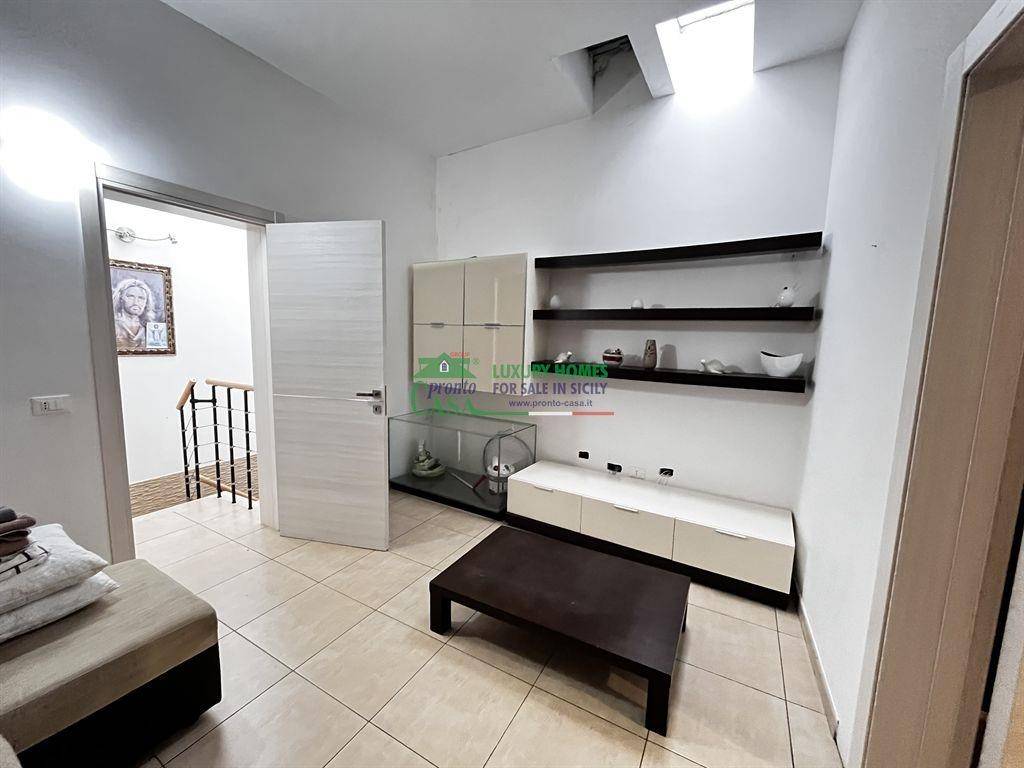 Casa indipendente a Comiso in via fanti, 5 - Foto 2