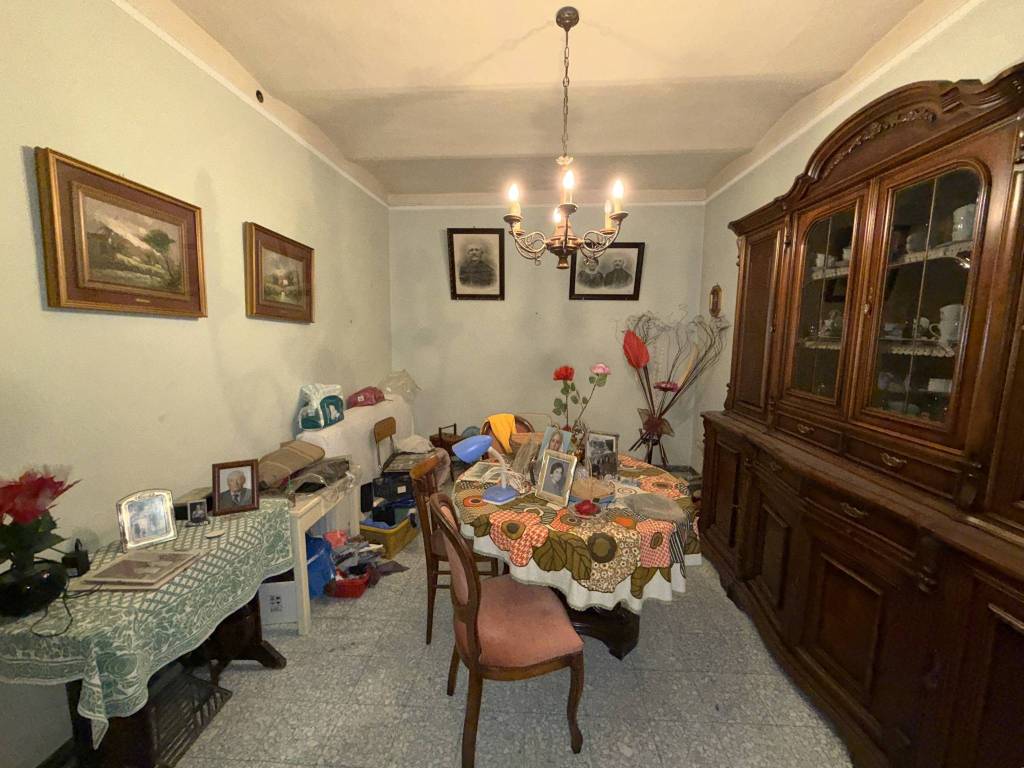 Casa indipendente a Castiglione del lago in Via Fratelli Bandiera - Foto 3