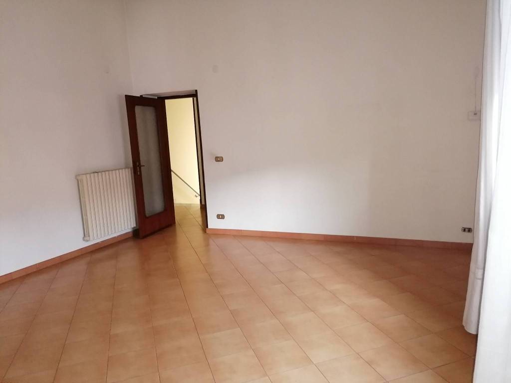 Casa indipendente a Contrada - Foto 3